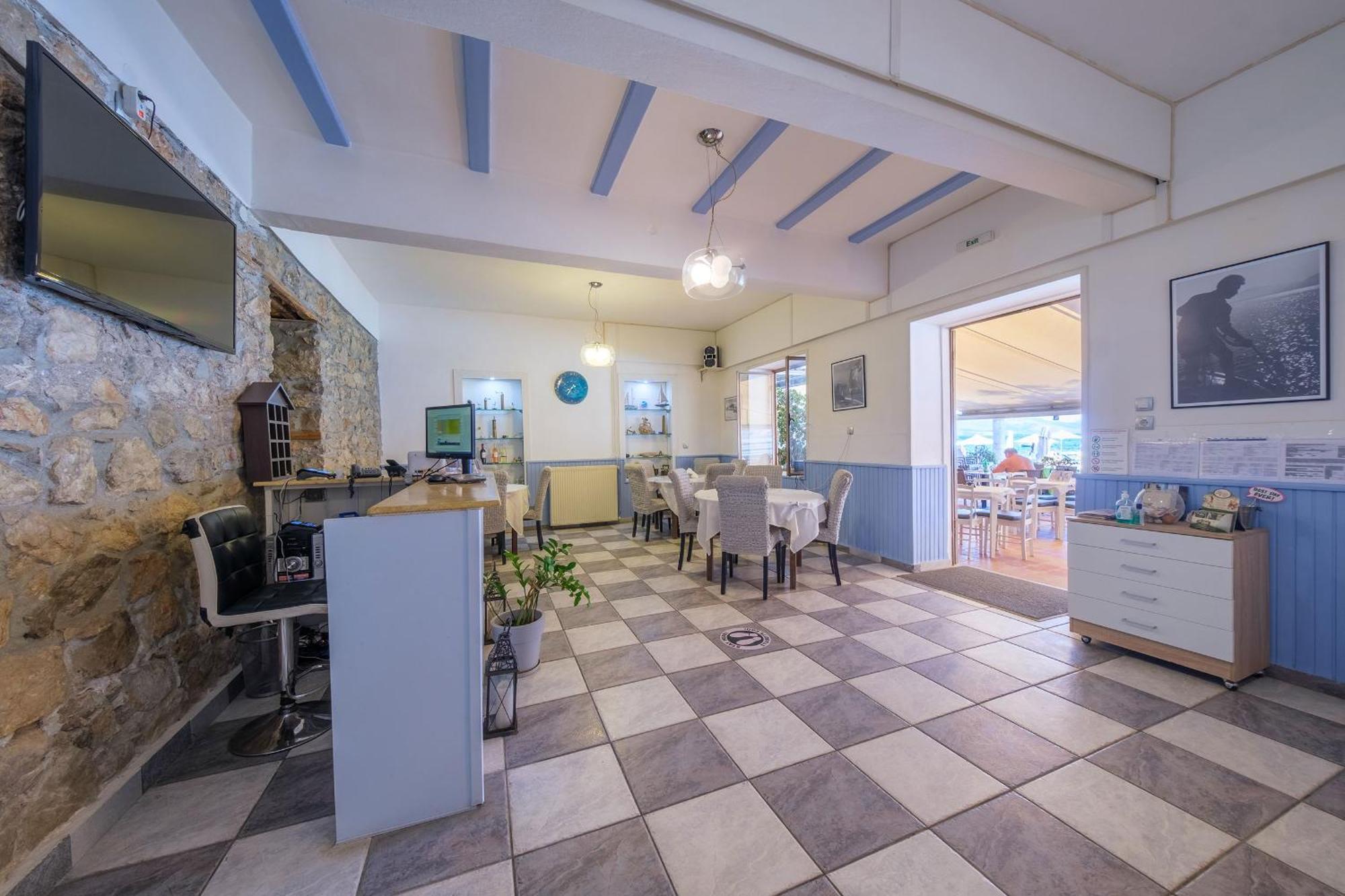 Golden Moon Otel Tolón Dış mekan fotoğraf