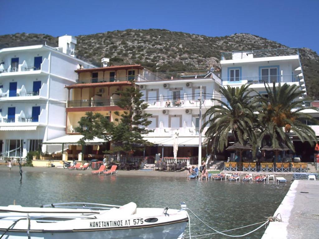 Golden Moon Otel Tolón Dış mekan fotoğraf