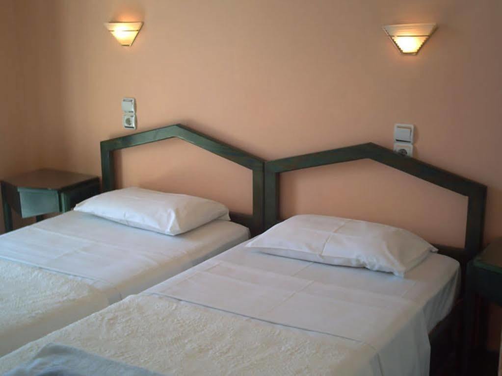 Golden Moon Otel Tolón Dış mekan fotoğraf